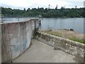 Spillway with graffiti, Trenchford reservoir