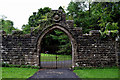 Arch and gate, Drum Manor