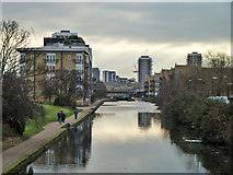 TQ3682 : Regent's Canal by Robin Webster