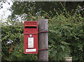 SE7551 : Postbox on Bolton Lane at South Lodge by Ian S