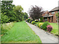 Suburban footpath, Stokesley