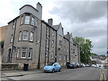 NS7993 : 7-11 St Mary's Wynd, Stirling by Andrew Abbott