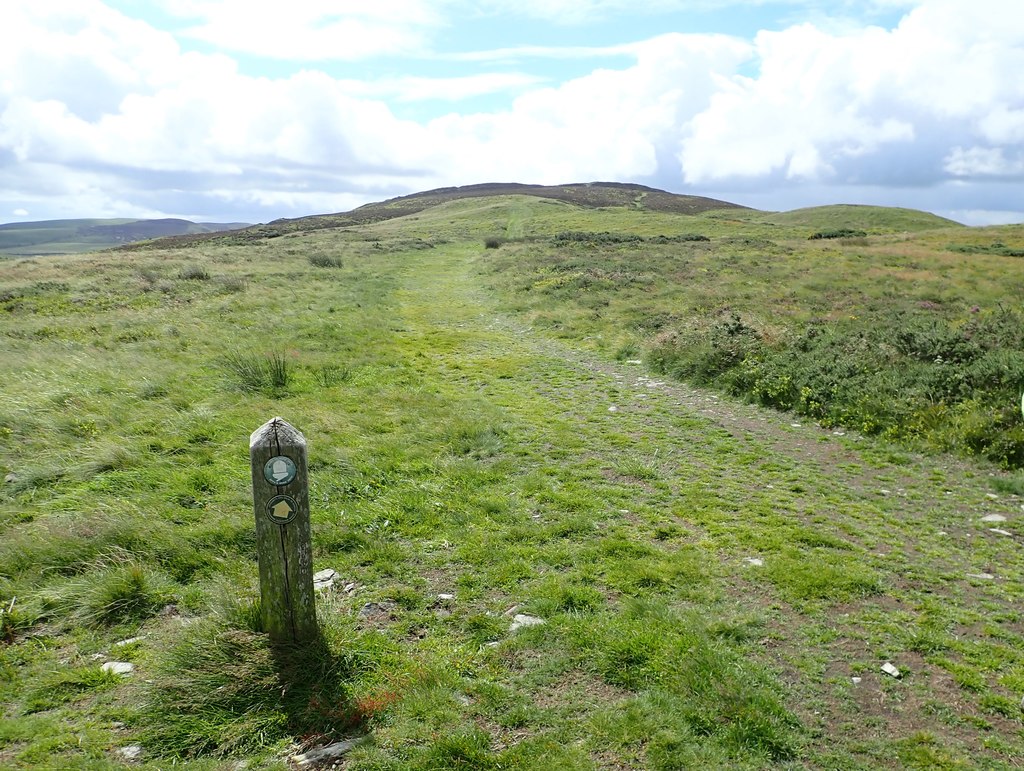 Offa's Dyke Path waymark © Eirian Evans cc-by-sa/2.0 :: Geograph ...