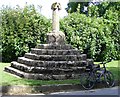 Sarsden Cross