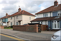 TL5438 : Houses on Ashdon Road, Saffron Walden by David Howard