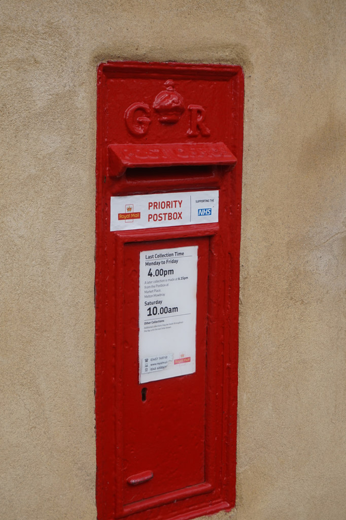 Georgian post box on Main Road, Holwell © Ian S cc-by-sa/2.0 ...