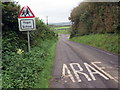 Heol ger ysgol / A road near a school