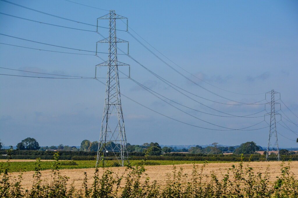 Kirk Deighton : Field & Pylons © Lewis Clarke cc-by-sa/2.0 :: Geograph ...