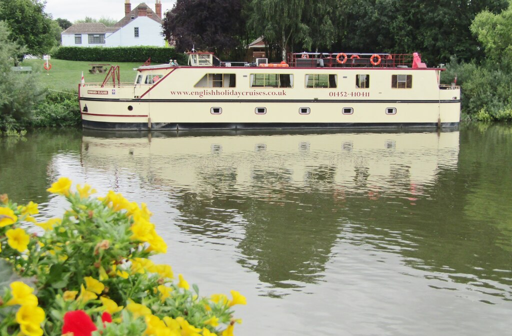 riverboats upton