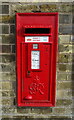 TF1269 : George VI postbox on Silver Street, Bardney by JThomas