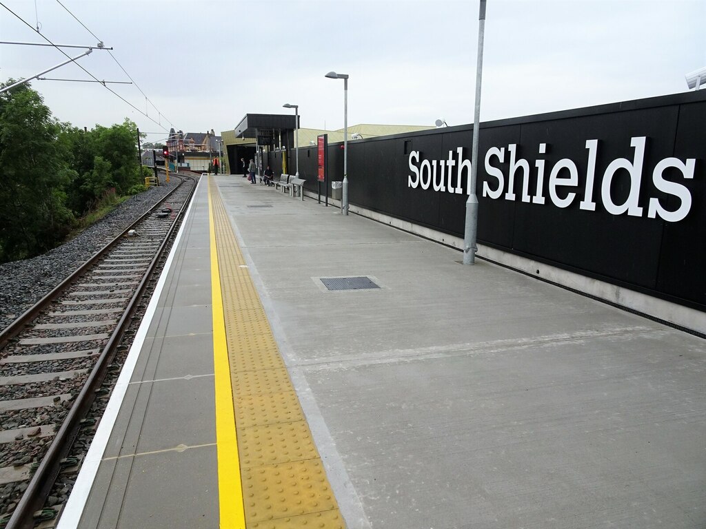 south-shields-metro-station-tyne-wear-nigel-thompson-cc-by-sa-2-0