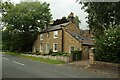 SE3452 : Hunter's Lodge, Plompton Road, Follifoot by Graham Robson