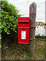 Elizabeth II postbox on Pado Lane, Swaby