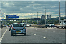 SO9989 : Oldbury : M5 Motorway by Lewis Clarke