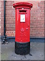 NZ3371 : Post Box, Canberra Avenue, West Monkseaton by Geoff Holland