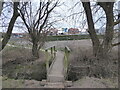 Footpath and footbridge in Sutton, Shrewsbury