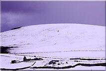 HP6410 : Hagdale and the Keen  of Hamar in the snow by Mike Pennington