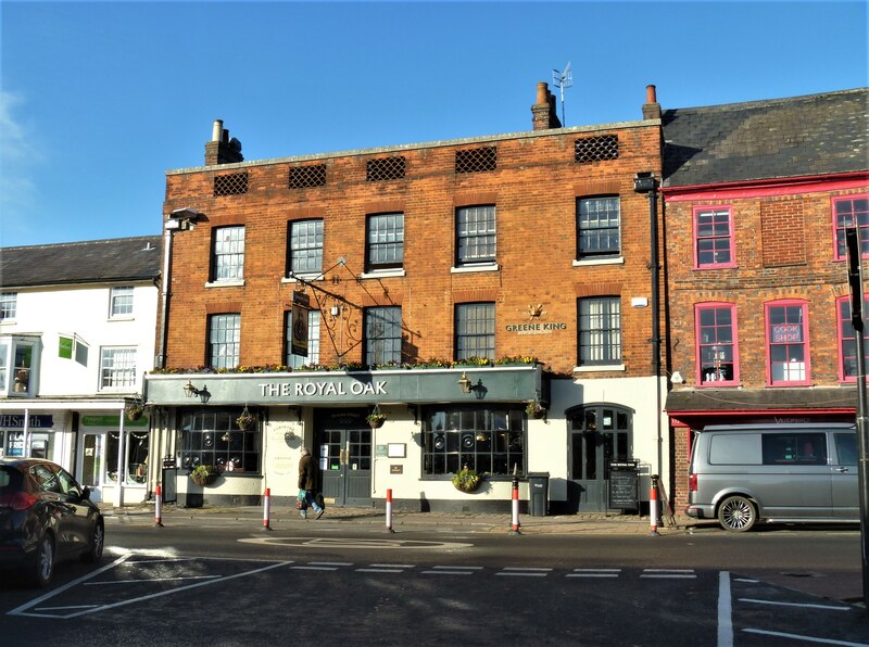 Marlborough buildings [41] © Michael Dibb cc-by-sa/2.0 :: Geograph ...