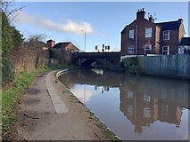 SP2965 : Extended moorings, Grand Union Canal, Emscote, Warwick by Robin Stott
