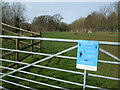 Tosser sign near the Millennium Viewpoint