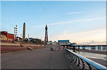 SD3036 : Blackpool sea front by Stuart Wilding