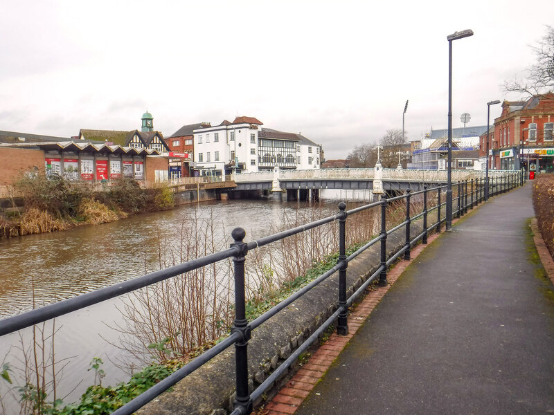 Taunton : River Tone © Lewis Clarke cc-by-sa/2.0 :: Geograph Britain ...