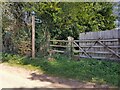 Footpath sign with stile, by Steadfield Cottage, Norchard