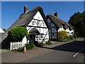 Thatched cottages in Cropthorne