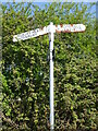 Rusty signpost on Cuttsheath Road