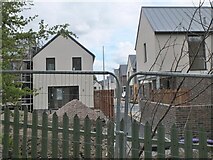 NT3336 : New houses at Caerlee Mill, Innerleithen by Jim Barton