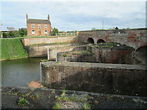 TF3609 : Cloughs Cross Bridge and former sluices by Jonathan Thacker
