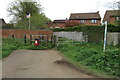 Footpath into Spring Park