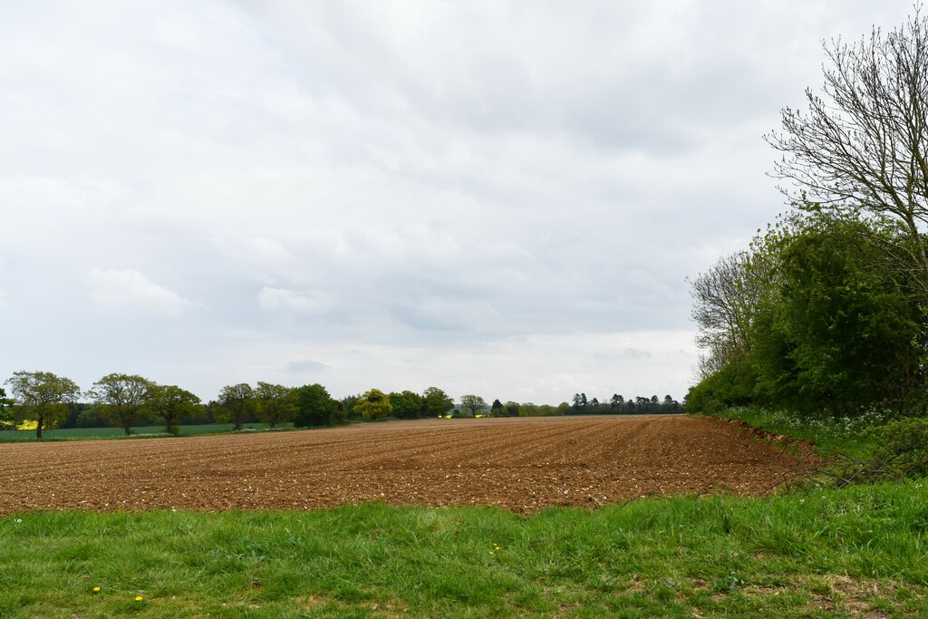 Gazeley: Ploughed field © Michael Garlick cc-by-sa/2.0 :: Geograph ...