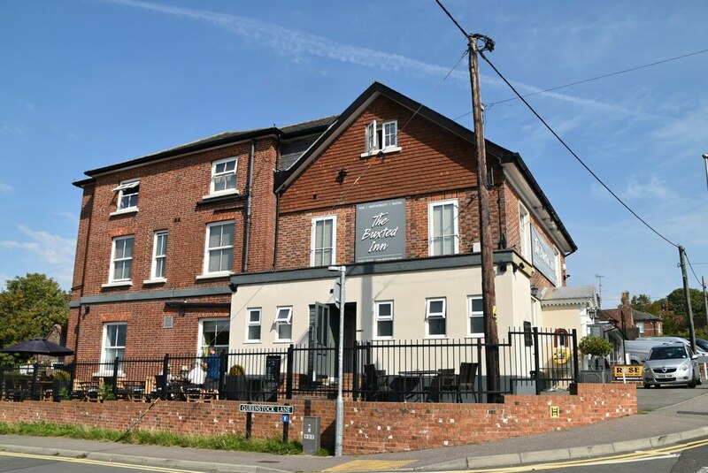 The Buxted Inn © N Chadwick cc-by-sa/2.0 :: Geograph Britain and Ireland