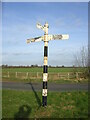 Direction Sign ? Signpost near Cowley Farm, Hillesden parish