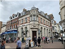 SY6779 : HSBC bank, Bond Street, Weymouth by Andrew Abbott