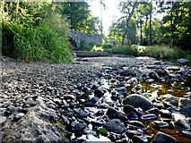 H4772 : Riverbed, Camowen River by Kenneth  Allen