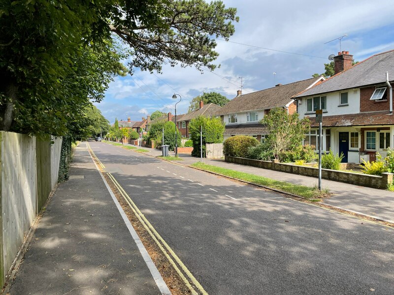 Houses along Darlington Road © Mr Ignavy cc-by-sa/2.0 :: Geograph ...