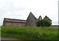 Ruined cottage and barn, Woodend