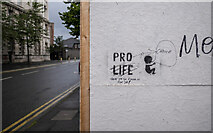 J3374 : Pro-Choice / Pro-Life graffiti, Belfast by Rossographer