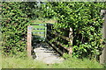 ST3583 : Gated footbridge to field by M J Roscoe