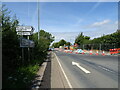 SO9248 : Roadworks on the B4084, Drakes Broughton by JThomas