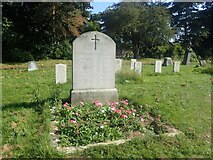 TQ4577 : War graves in Woolwich Old Cemetery by Marathon