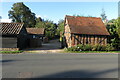 Ancient farm building on Biggleswade Road