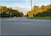 SP4161 : Leamington Road at the junction of Banbury Road by David Howard