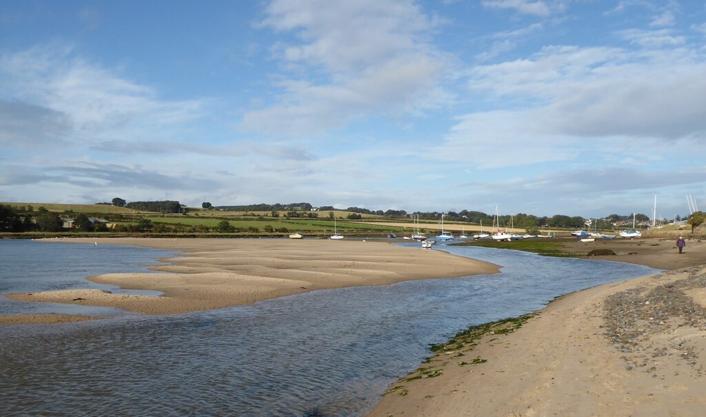 Alnmouth harbour © Russel Wills cc-by-sa/2.0 :: Geograph Britain and ...