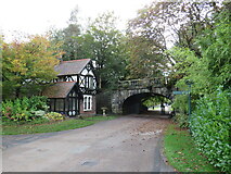 SD5328 : Ivy Bridge and Avenham Park Lodge, Preston by Malc McDonald