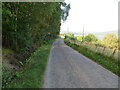 Minor road approaching Kyle Cottage