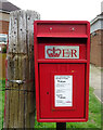 Elizabeth II postbox on Fen Road, Ruskington