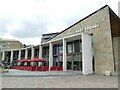 Eateries on Centenary Square